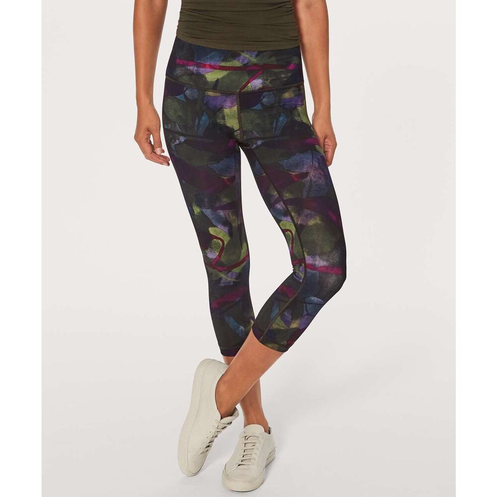 B0 Auth LULULEMON Wunder Under Crop Camo Print Full-On Luxtreme Pants Sz 6